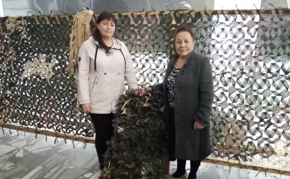  «Серебряные волонтеры»  Чебоксарского района направили в зону СВО партию маскировочных сетей