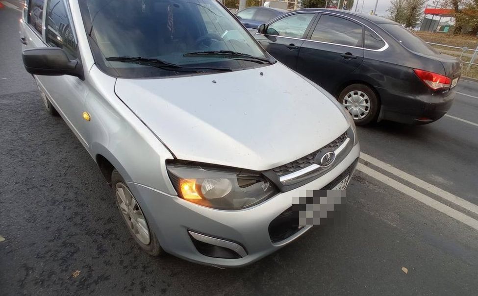 В Чебоксарах 11-летний мальчик попал под колеса автомобиля 