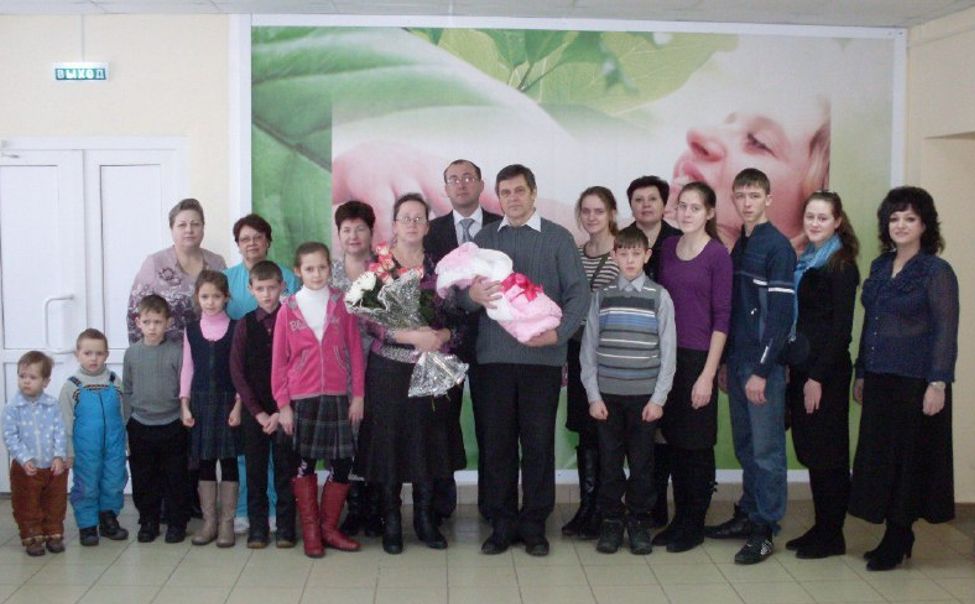 Вторая многодетная мать из Чувашии получила звание «Мать-героиня»