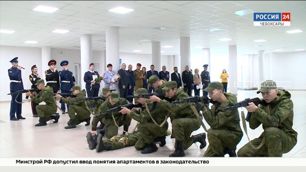 В Чебоксарах прошел смотр-конкурс строевой подготовки будущих офицеров