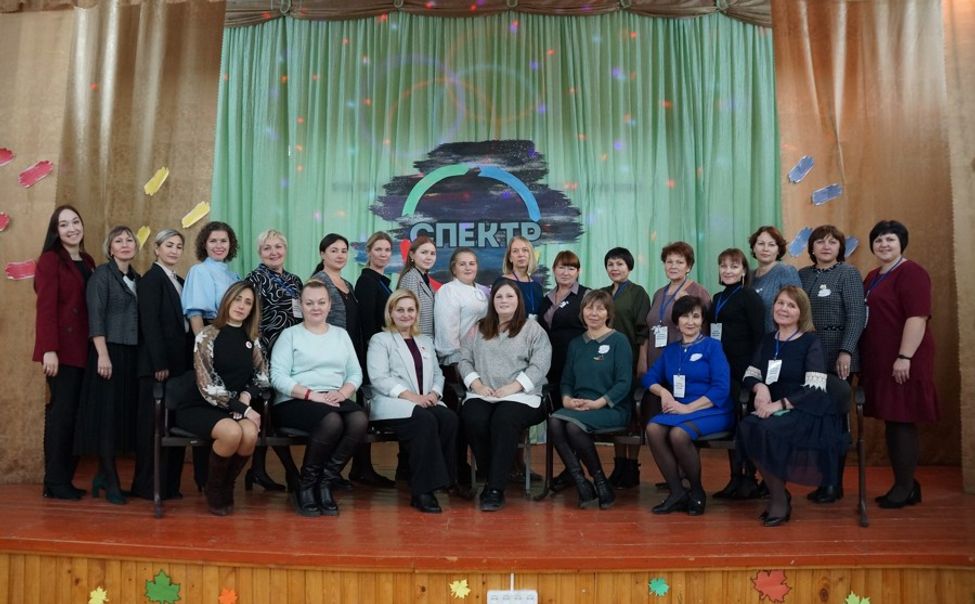 В Чувашии открылся клуб творческих учителей «Спектр»