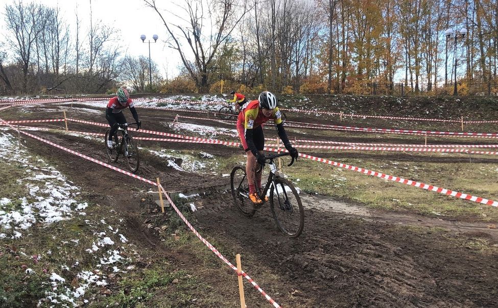 В Чувашии разыграны награды первенства и Всероссийских соревнований по маунтинбайк-велокроссу