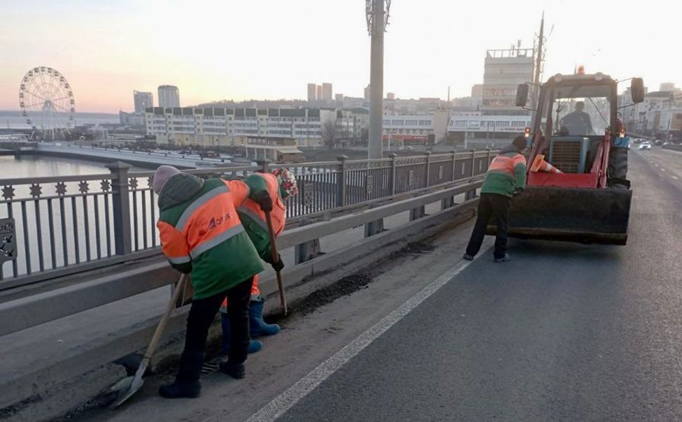 За выходные с чебоксарских дорог вывезли 171 тонн смёта 