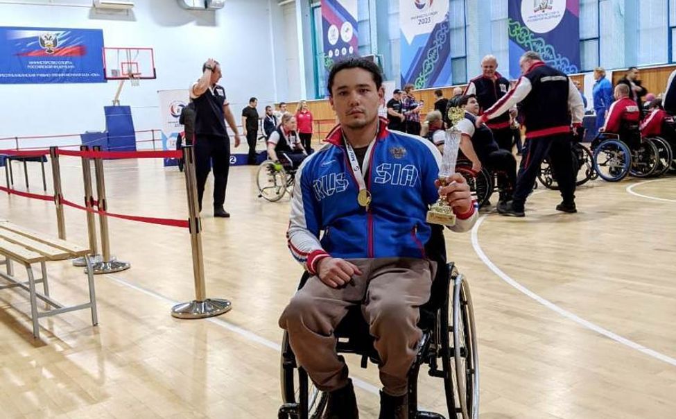 Пауэрлифтер из Чувашии взял «золото» всероссийских соревнований