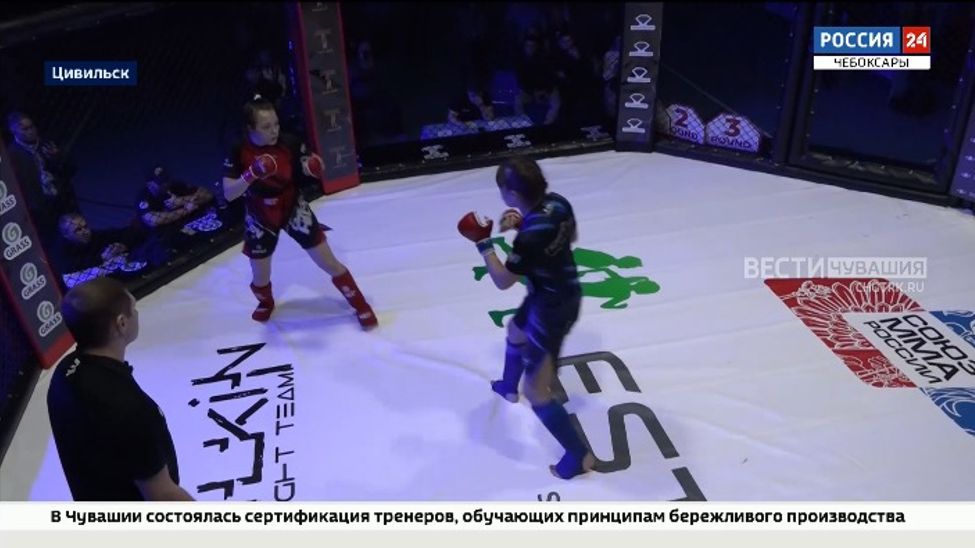 Прием на удушение - самый популярный элемент завершившегося в Цивильске Кубка Чувашии по ММА