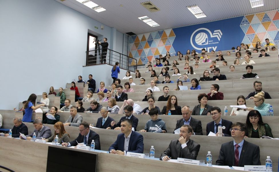 Жители Чувашии написали Географический диктант