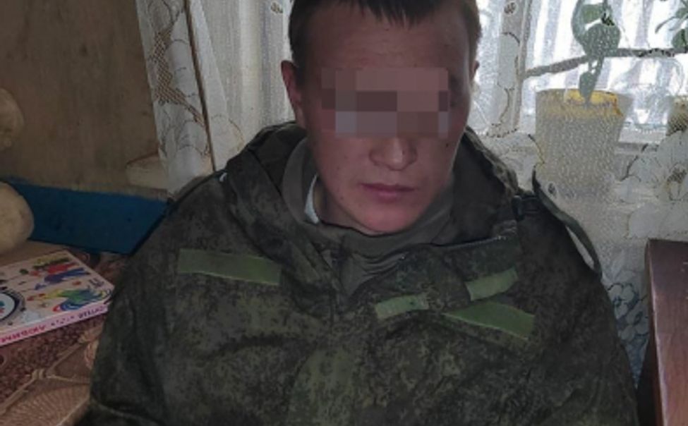 Житель Чувашии украл из магазина деньги, алкоголь и продукты 