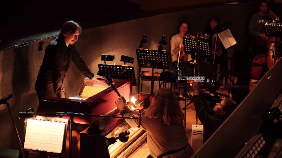 Композитор рассказал о тонкой настройке оркестра "Волга Опера" перед мировой премьерой 