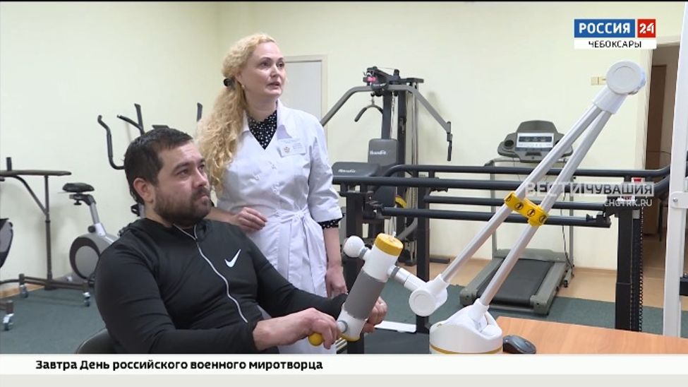 Чувашские реабилитологи вернули ветерану СВО подвижность кисти