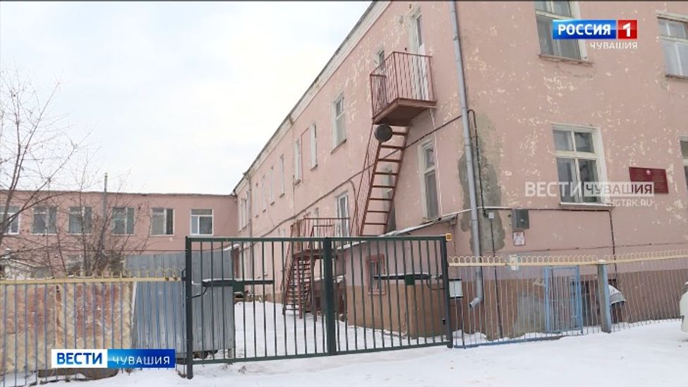 Врип главы Чебоксар разбирается с ветхим детсадом «Чудесинка»