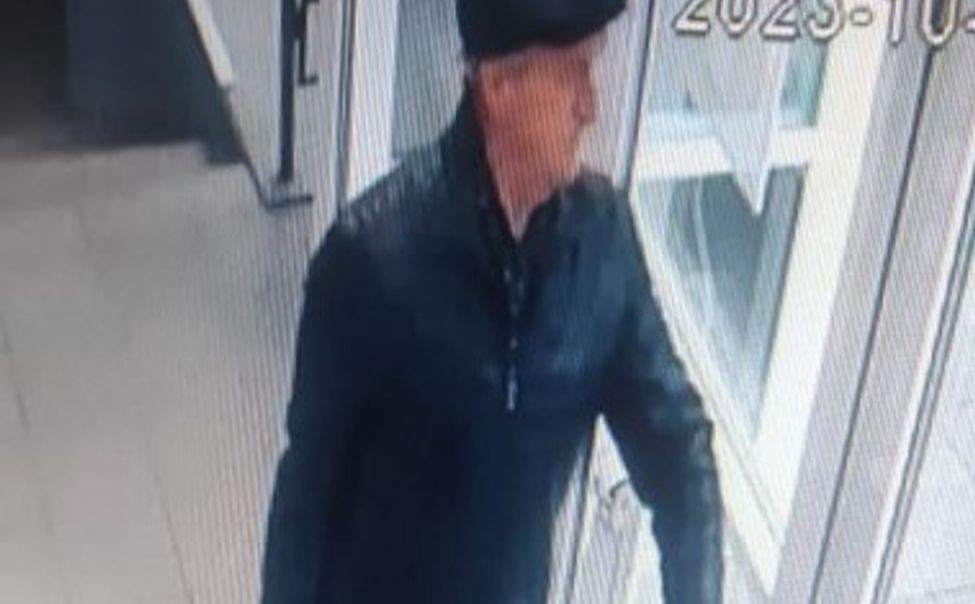 В Чебоксарах полиция просит помочь установить личность подозреваемого в краже