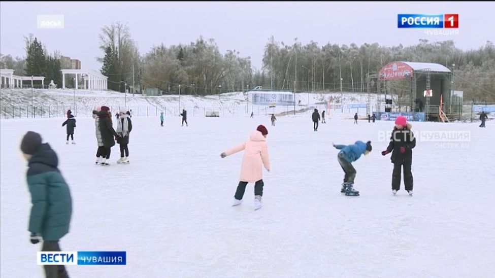 В зимний сезон в Чебоксарах будут работать 17 хоккейных коробок