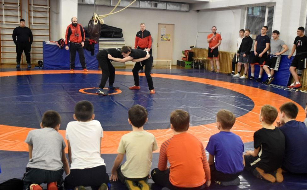 В республиканских спортшколах открылись отделения по керешу