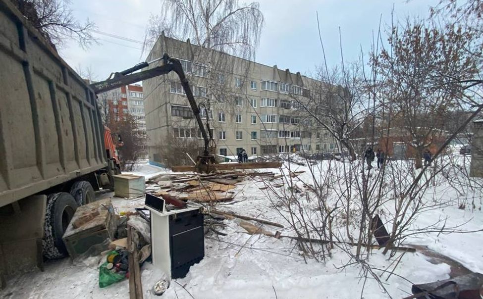 В Чебоксарах выявлено 100 самовольно установленных гаражей