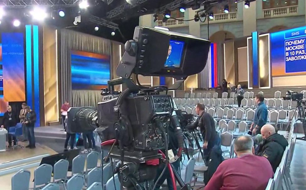 Президент Путин выйдет в прямой эфир ровно в полдень