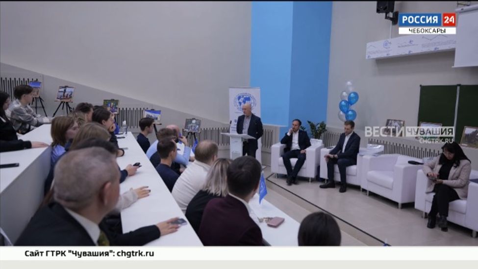 В Чебоксарах состоялась творческая встреча с Алексеем Никулиным