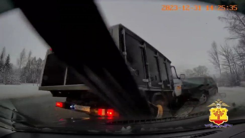 В Канашском округе при столкновении 4-х машин пострадали шесть человек