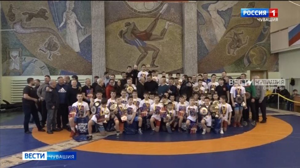 Юные борцы вольного стиля в Чувашии разыграли награды турнира на призы Ивана Григорьева