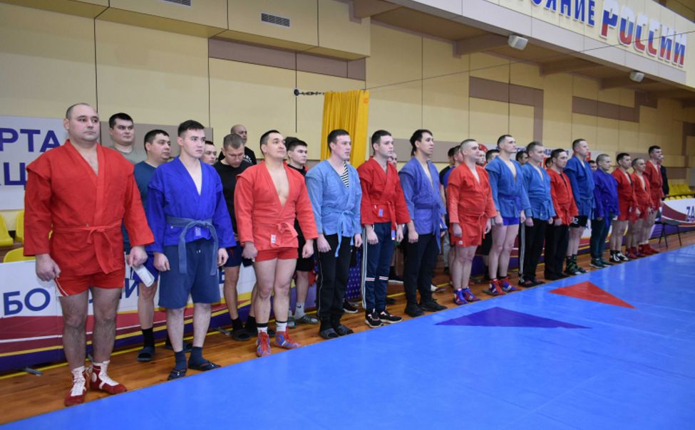 Среди полицейских Чувашии определили лучших самбистов