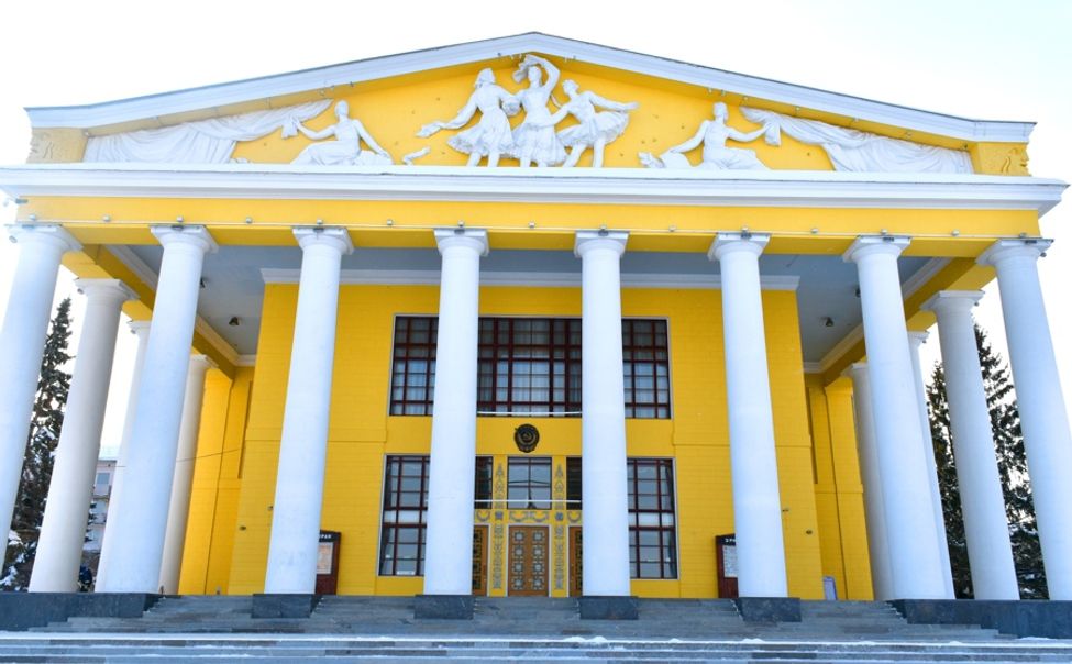 Чувашскому драмтеатру исполнилось 106 лет