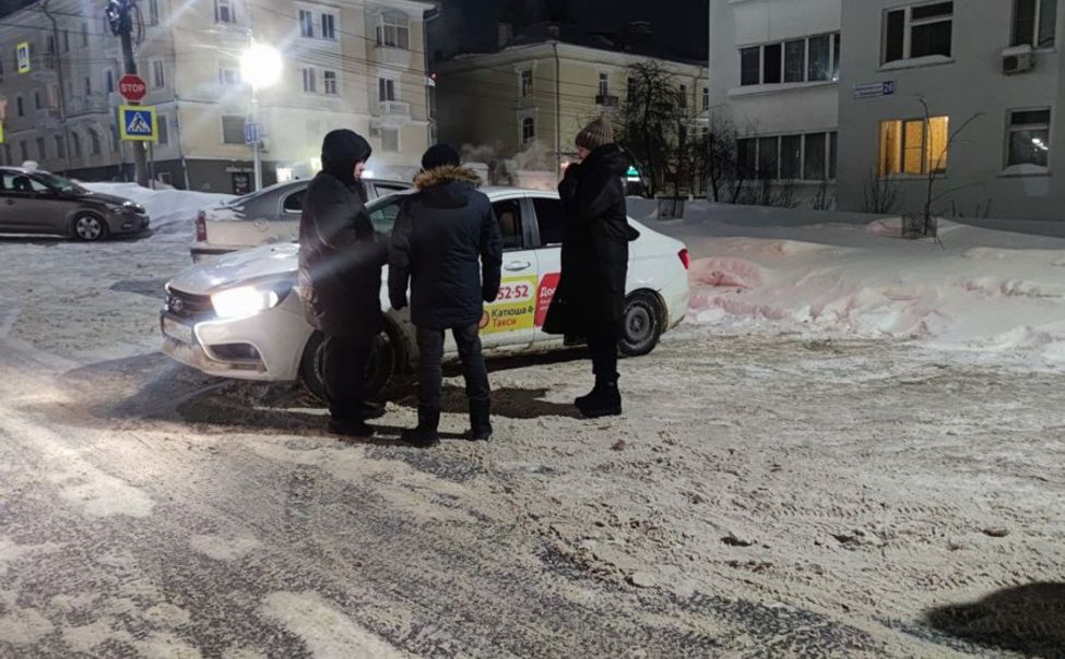 В Чувашии рейдами пресекают дистанционную продажу алкоголя