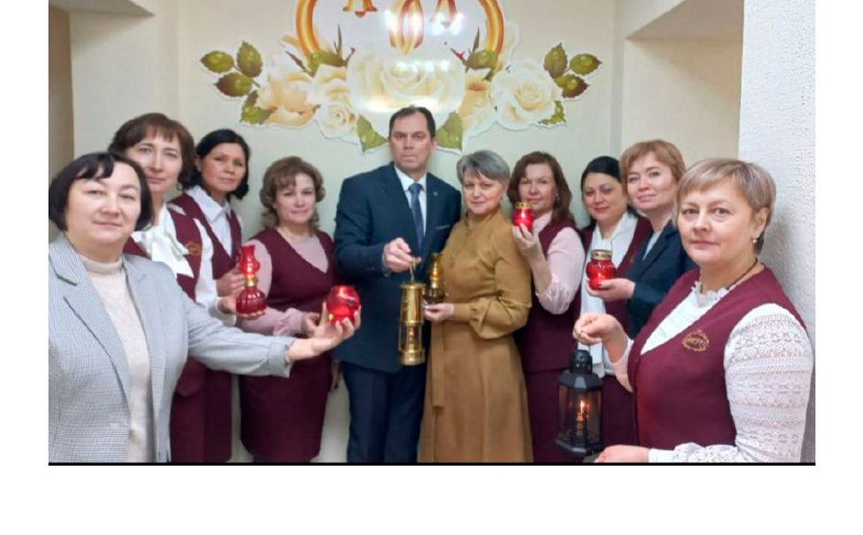 Огонь семейного очага доставили в ЗАГС Красночетайского округа