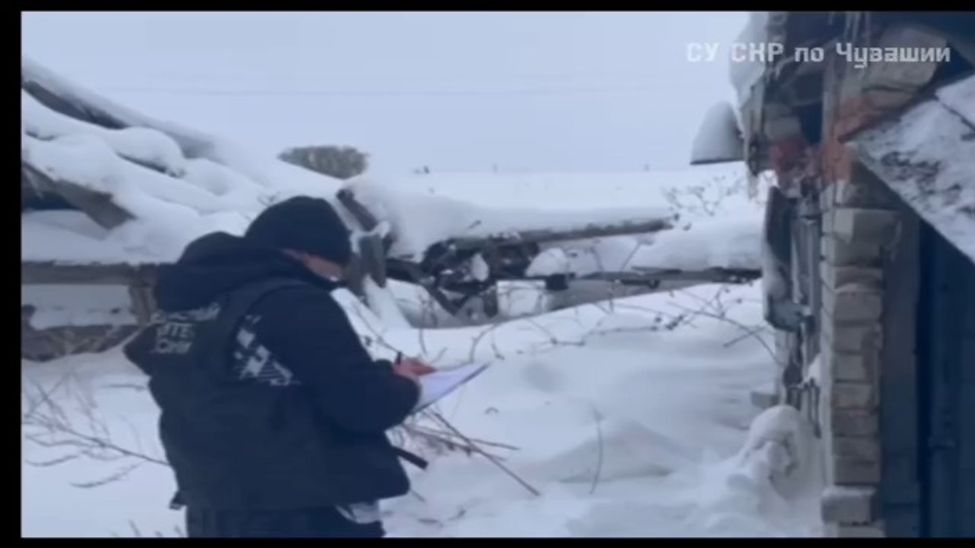 Следком расследует гибель мужчины в пожаре в Батыревском округе