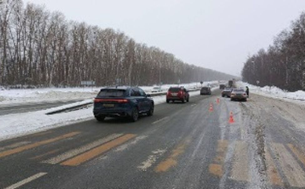 В Чебоксарском округе пешеход попал под колеса автомобиля 