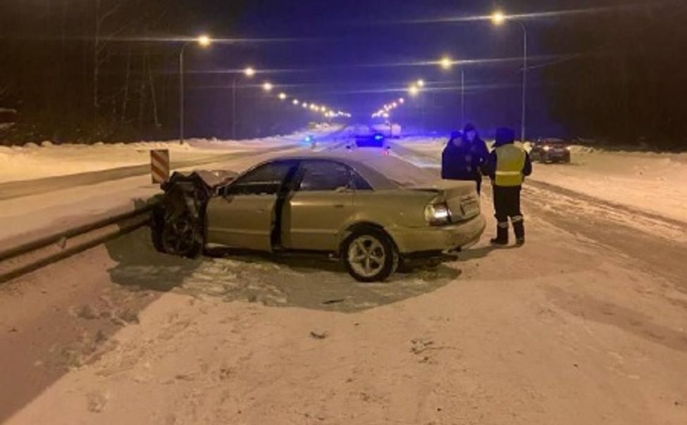 В Чебоксарском округе пьяный водитель врезался в грузовик 