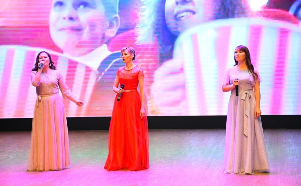 В Батыревском округе открыли Год семьи и Год экологии