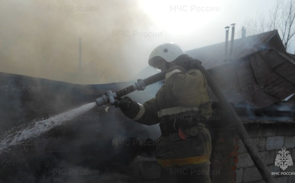 В Кугесях горел 2-х этажный частный дом 