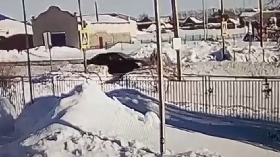 В Батыревском МО водитель сбил двух девочек-подростков на "зебре"