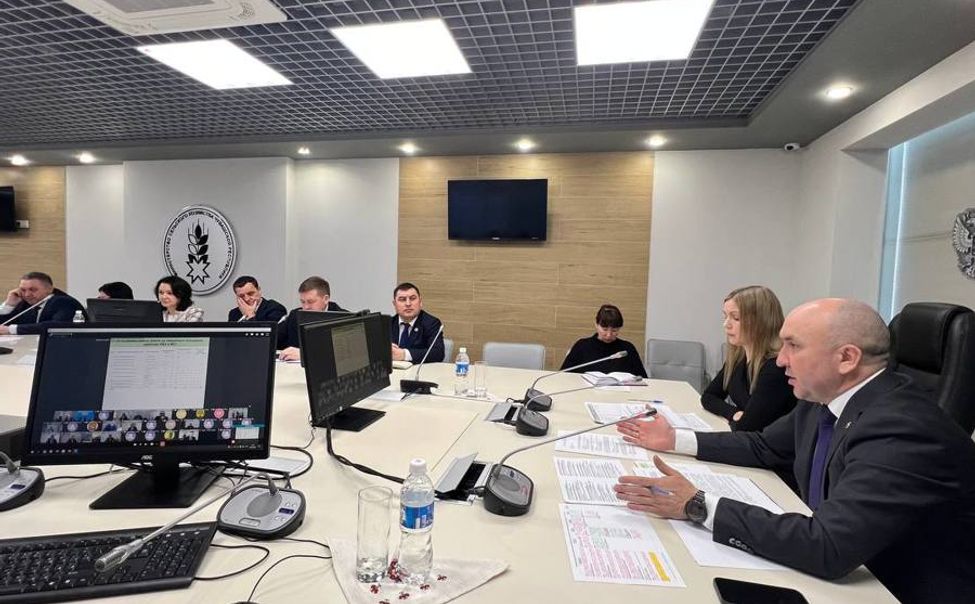 Сергей Артамонов рекомендовал "разогнать" сроки застройки на селе