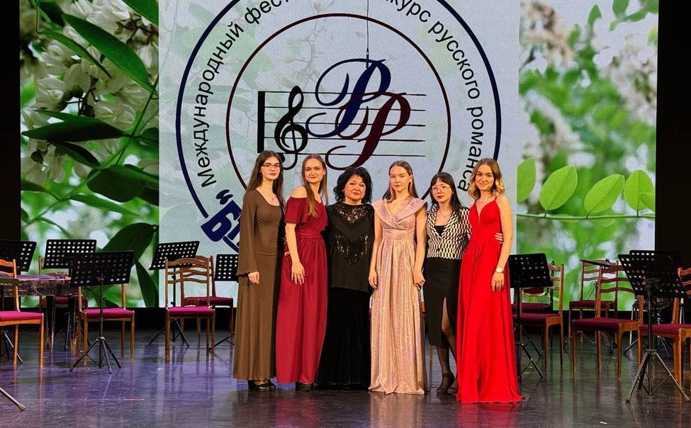 В Чебоксарах состоялся XV Международный фестиваль-конкурс русского романса «Белая Акация»