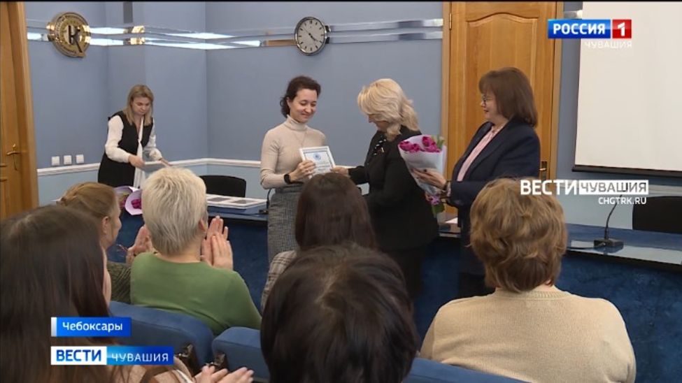 Депутат Госдумы встретилась с трудовым коллективом "Элары"