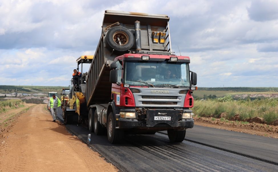 В Аликовском округе капитально отремонтируют почти 4 км дороги