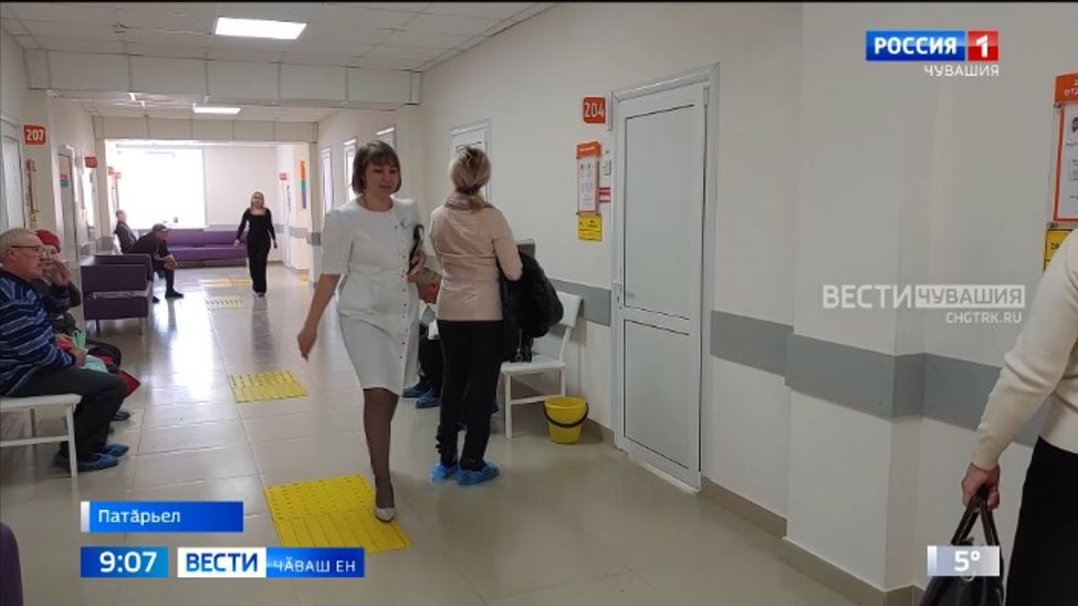 Сывлӑх сыхлавӗнчи кадр ыйтӑвне татса пама "Земство тухтӑрӗ" программа пулӑшать