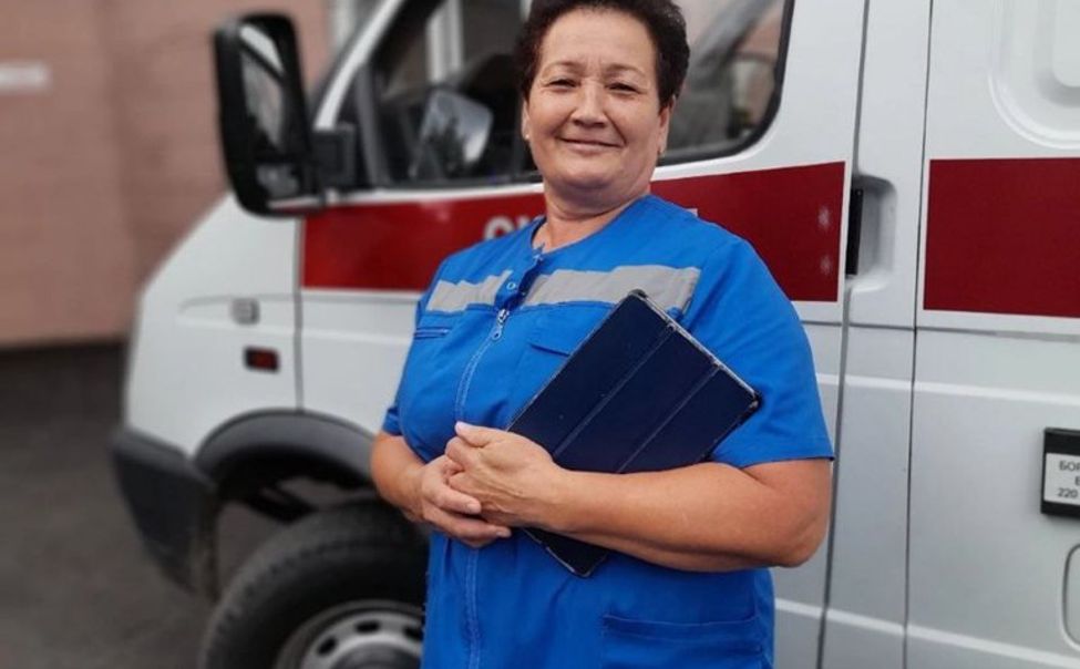 В Чувашии медики спасли подавившуюся едой женщину