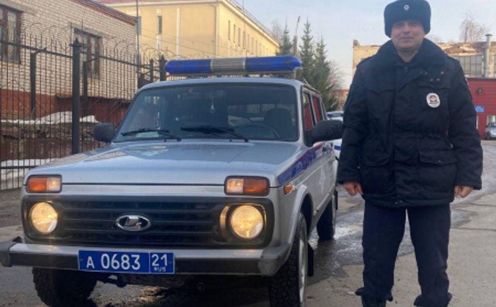 Чебоксарец снял с шеи пьяного прохожего золотую цепочку 