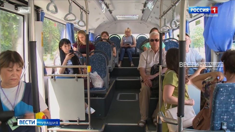 На чебоксарские дороги ежедневно выходят более 400 единиц общественного транспорта