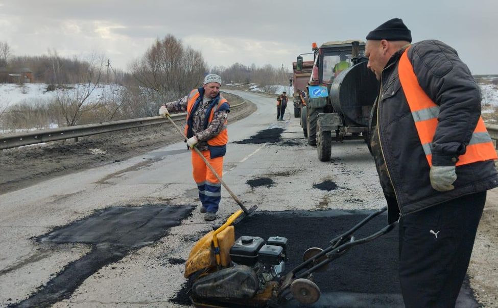 ЦУР Чувашии фиксирует сотни жалоб на состояние дорог
