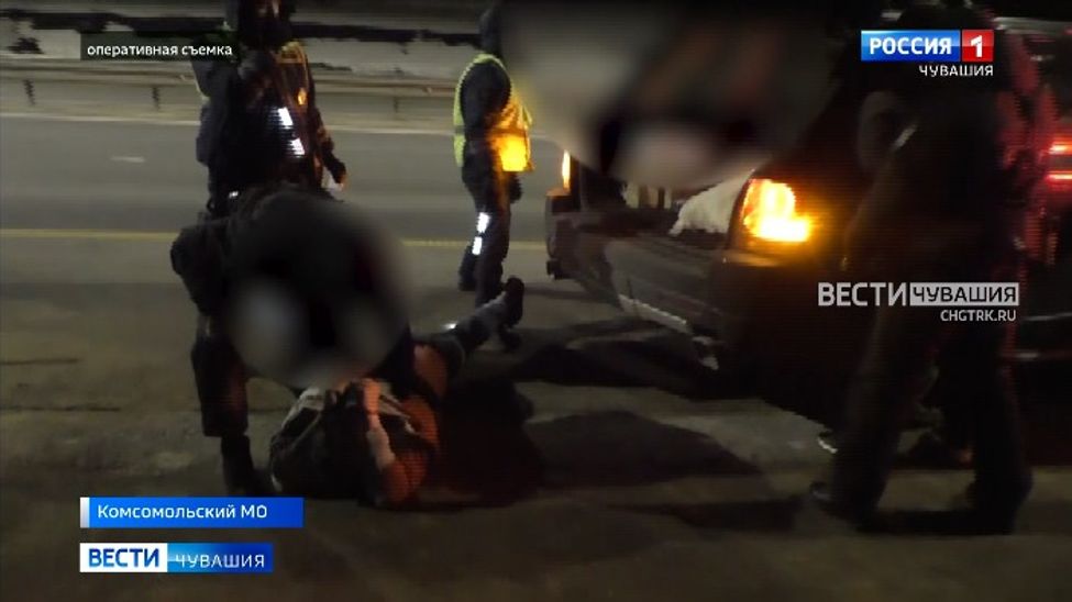 В Чувашии задержали жениха и его шафера с крупной партией наркотиков 