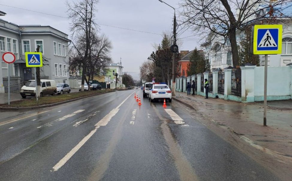 В Чебоксарах водитель "Ларгуса" сбил пенсионера на пешеходном переходе