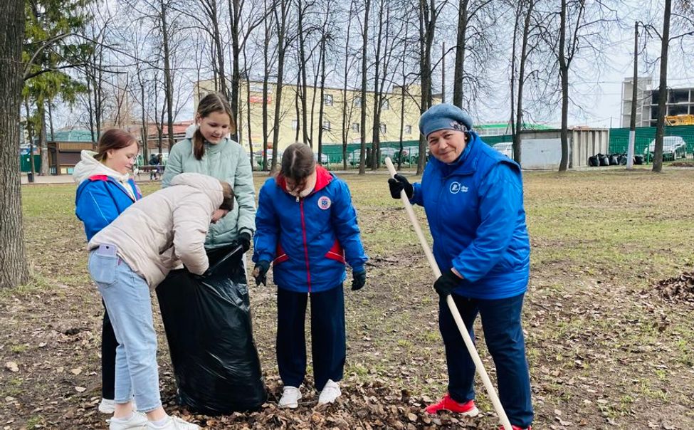 В Чебоксарах началась весенняя генеральная уборка