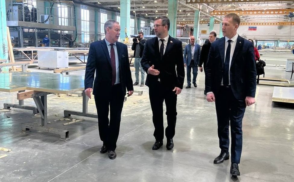 Сенатор Владимиров отметил успехи Шумерлинского КАФ по программе импортозамещения 