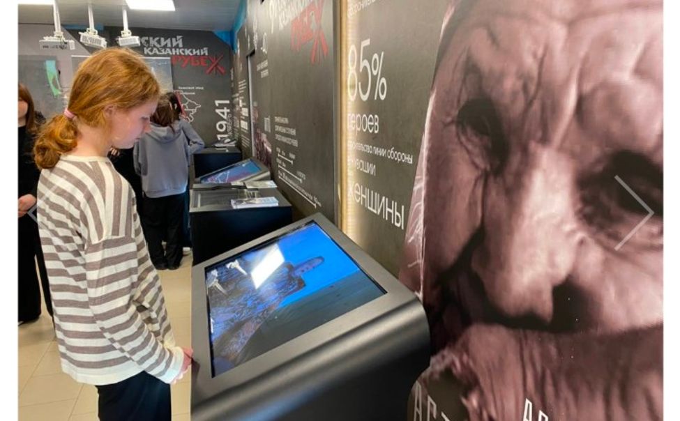 К 9 мая на мемориале "Строителям безмолвных рубежей" высадят сотни деревьев и разобьют клумбы