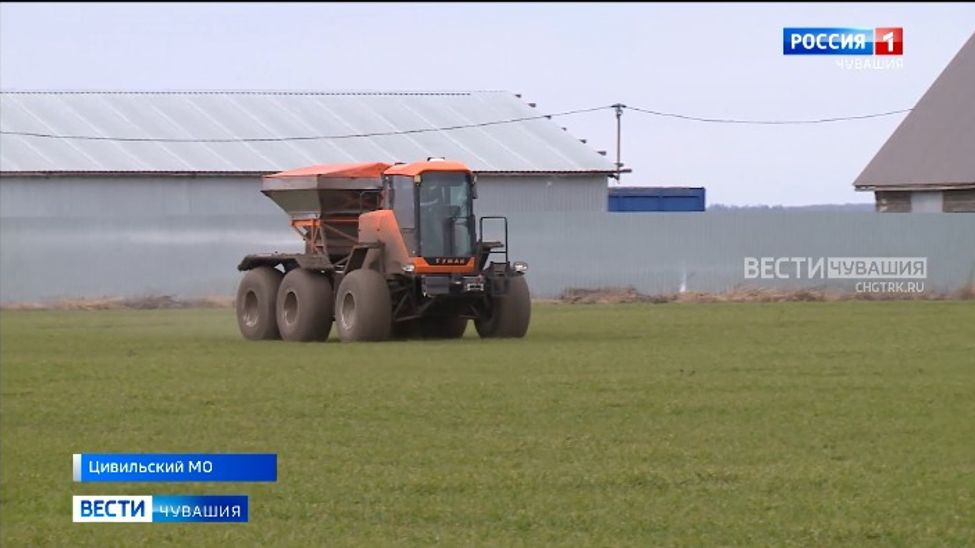 Сельхозпредприятия Порецкого округа первыми вышли на посевную 