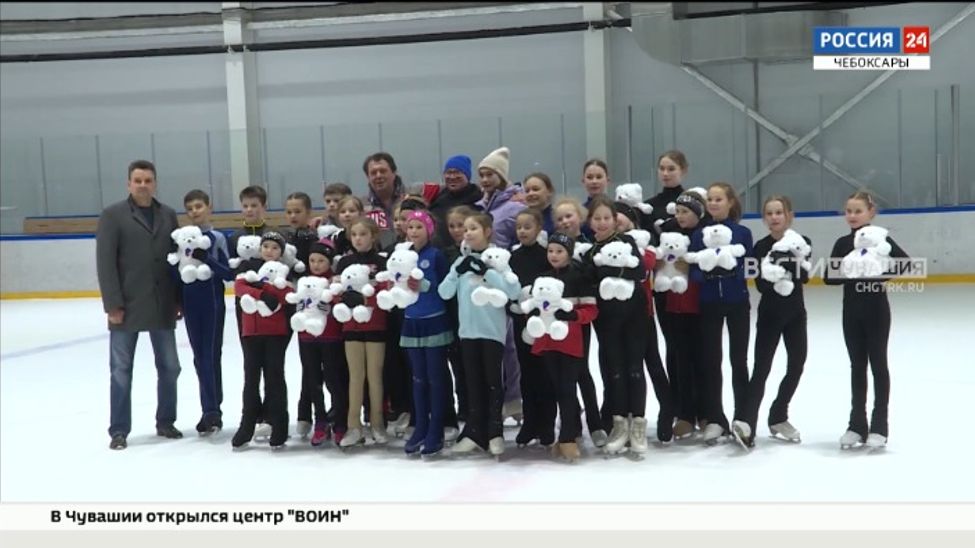 Двукратный олимпийский чемпион провел мастер-класс для юных фигуристов Чувашии