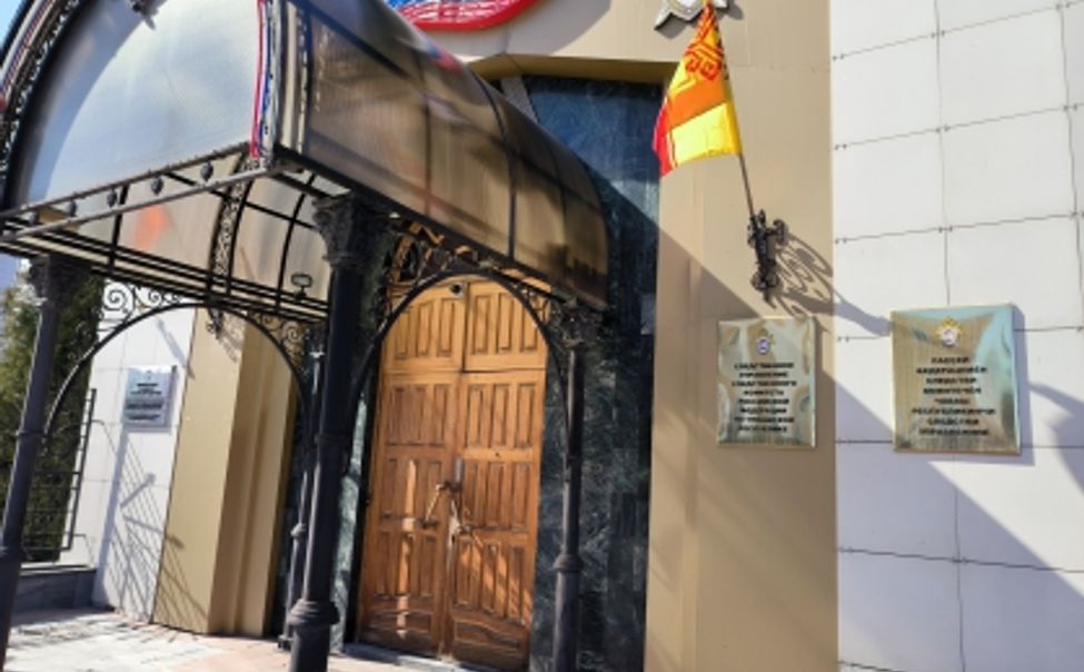 В Чувашии бывшую сотрудницу МВД осудили за мошенничество и злоупотребление полномочиями