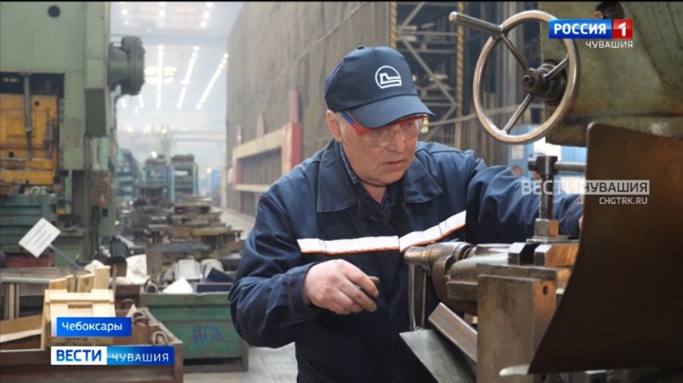 Семья Федоровых уже почти 100 лет трудятся на заводе "Промтрактор"